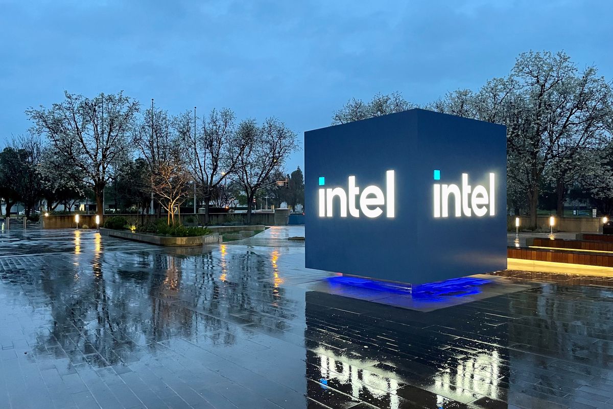 Intel Vision 2025: Teknoloji Devinin Gelecek Vizyonu Mercek Altında!