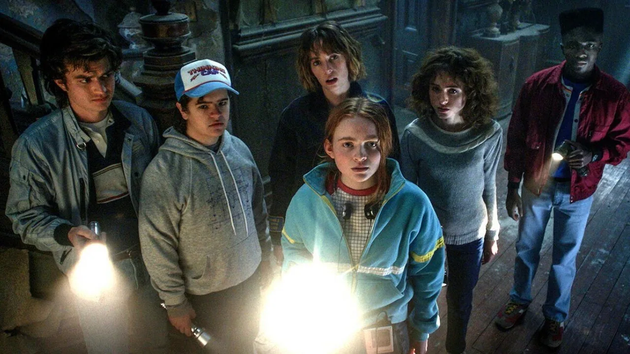 Stranger Things 5. Sezon: Epik Final Başlıyor! Yayınlanan Açılış Sekansında Neler Var?